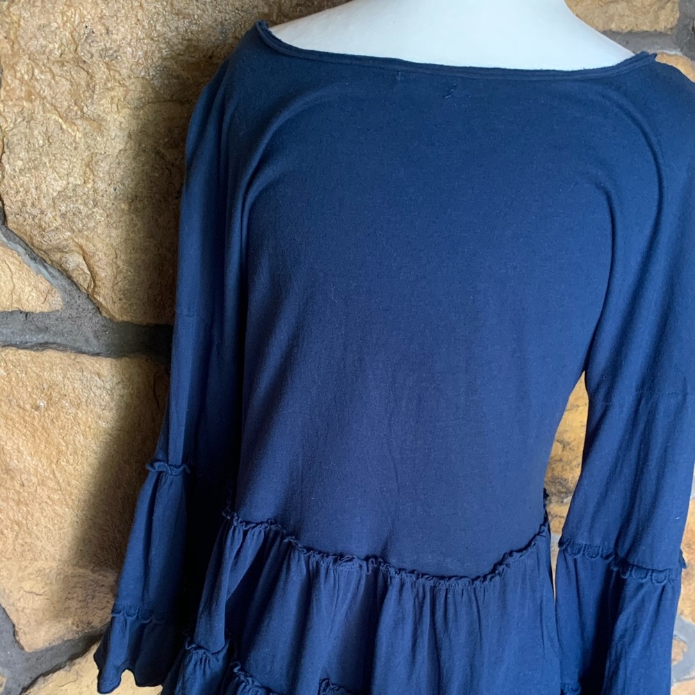 EUC Hannah Blue Knit Top with Ruffle - Size Medium - Picture 11 of 16